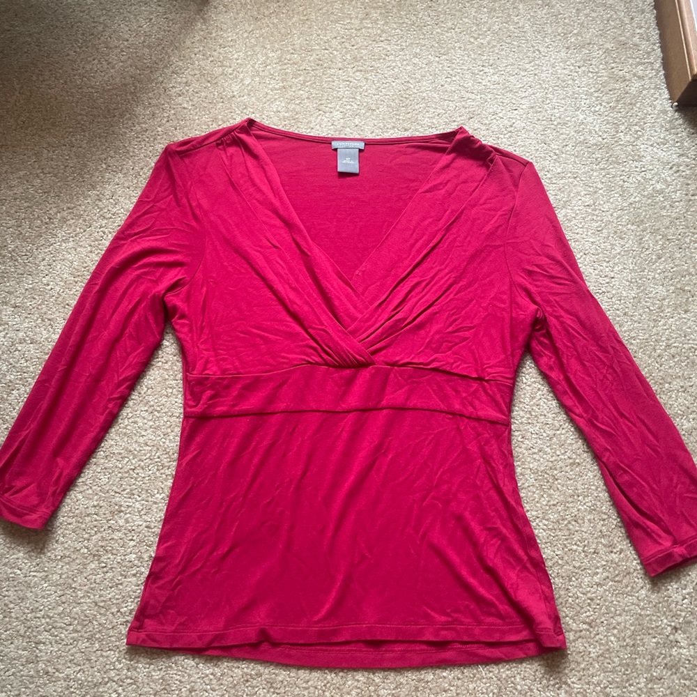 Ann Taylor Elegant Red V-Neck Women's Top blouse size medium petite